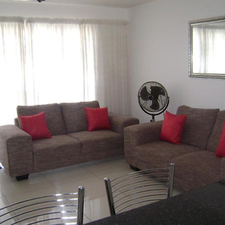 North Beach Durban Apartments ภายนอก รูปภาพ