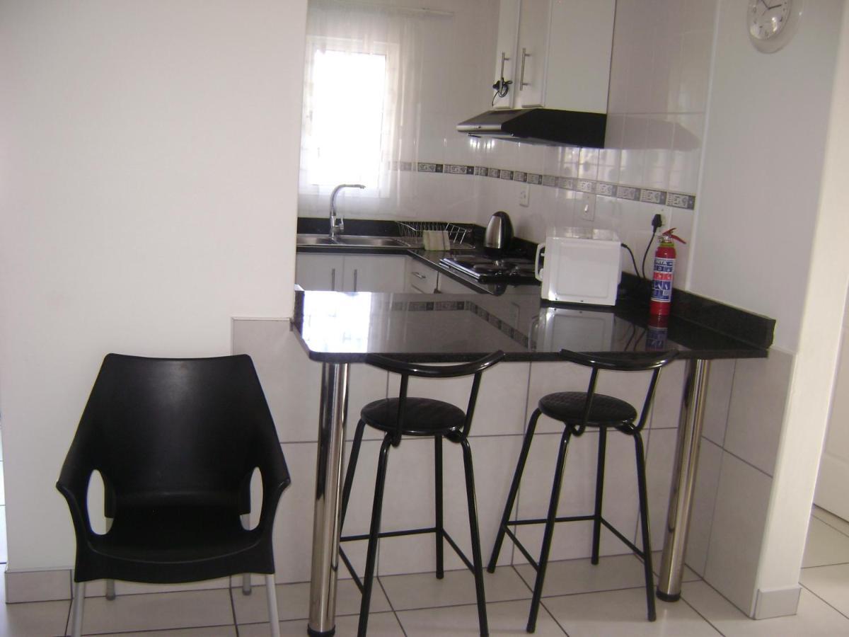 North Beach Durban Apartments ภายนอก รูปภาพ