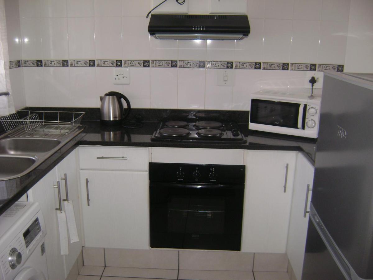 North Beach Durban Apartments ภายนอก รูปภาพ