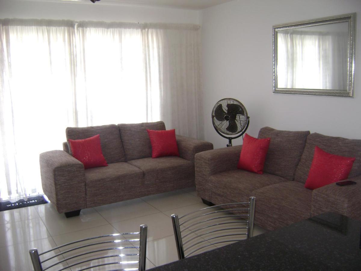 North Beach Durban Apartments ภายนอก รูปภาพ