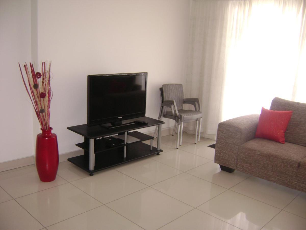 North Beach Durban Apartments ภายนอก รูปภาพ