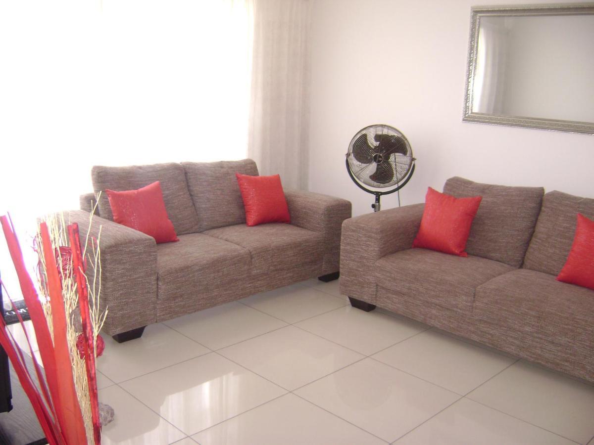 North Beach Durban Apartments ภายนอก รูปภาพ