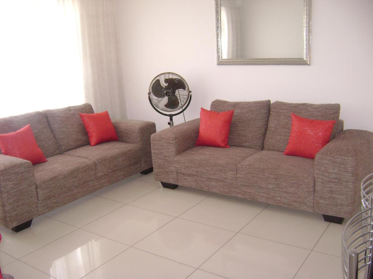 North Beach Durban Apartments ภายนอก รูปภาพ