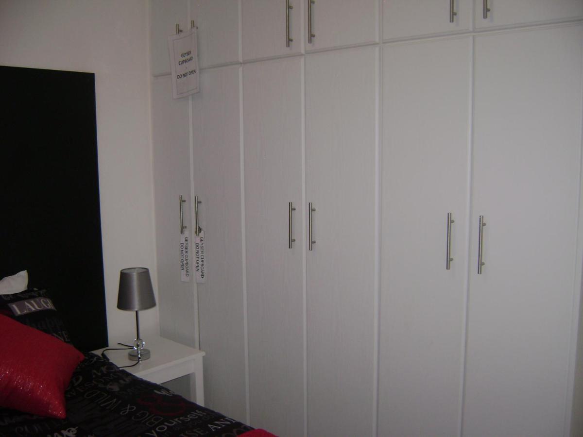North Beach Durban Apartments ภายนอก รูปภาพ